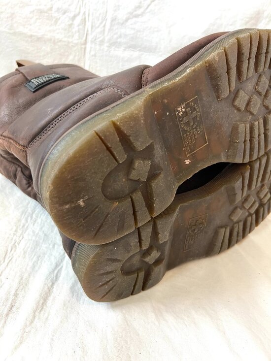 Dr Martens Boots Icon 2295 Steel Toe Work brown leather mens 13 pull on safety main image 5